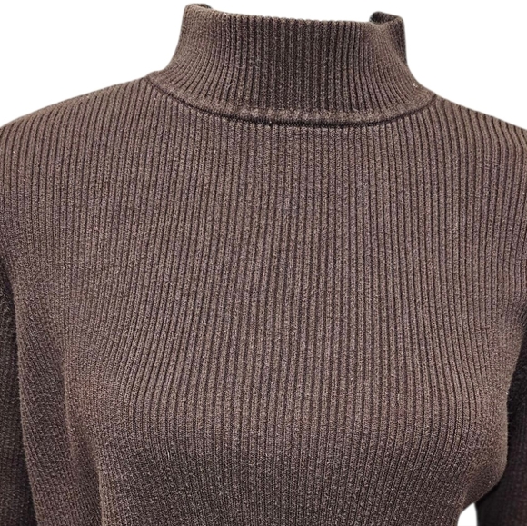 Small Sweater - Picture 2 of 2